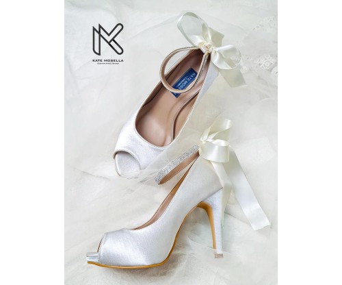 White satin sale wedding heels